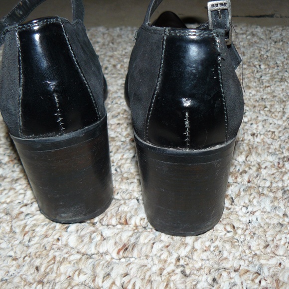 DKNY Jeans Black Suede Heels Sz. 8 - Picture 3 of 8